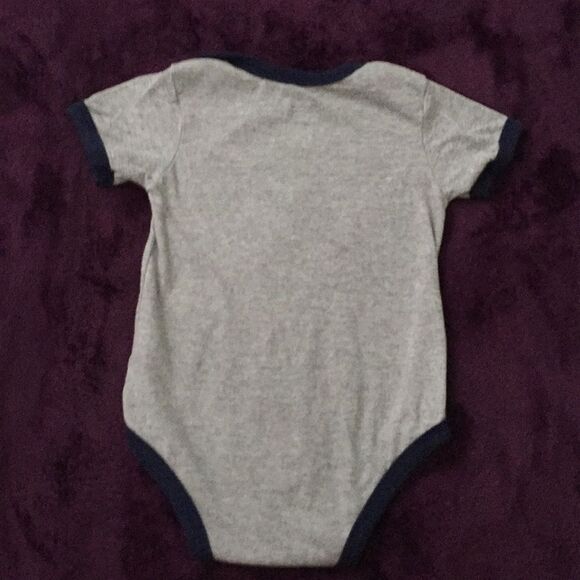 Majestic New York Yankees One Piece18 Months Baseball  Summer - Picture 5 of 5